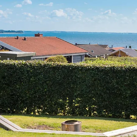 In With Sauna بيت للعطل *