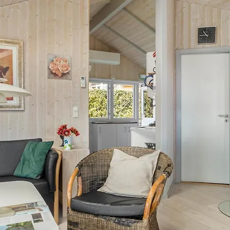 In With Sauna بيت للعطل *