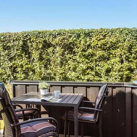 بيت للعطل In With Sauna *